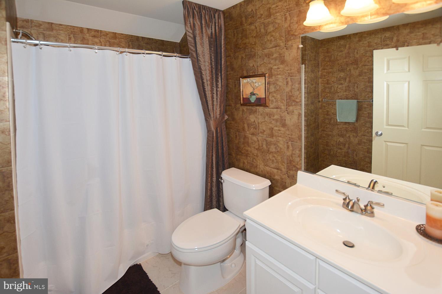 QUAKER RIDGE - Residential