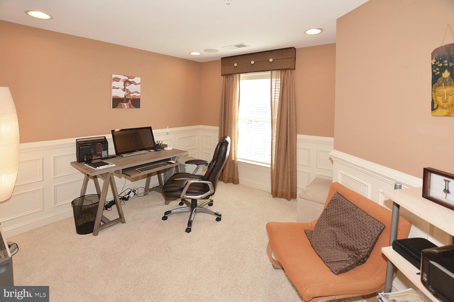 QUAKER RIDGE - Residential