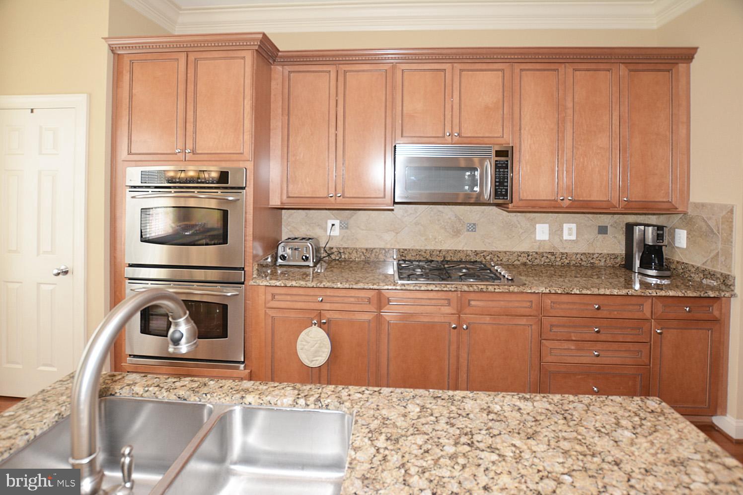 QUAKER RIDGE - Residential