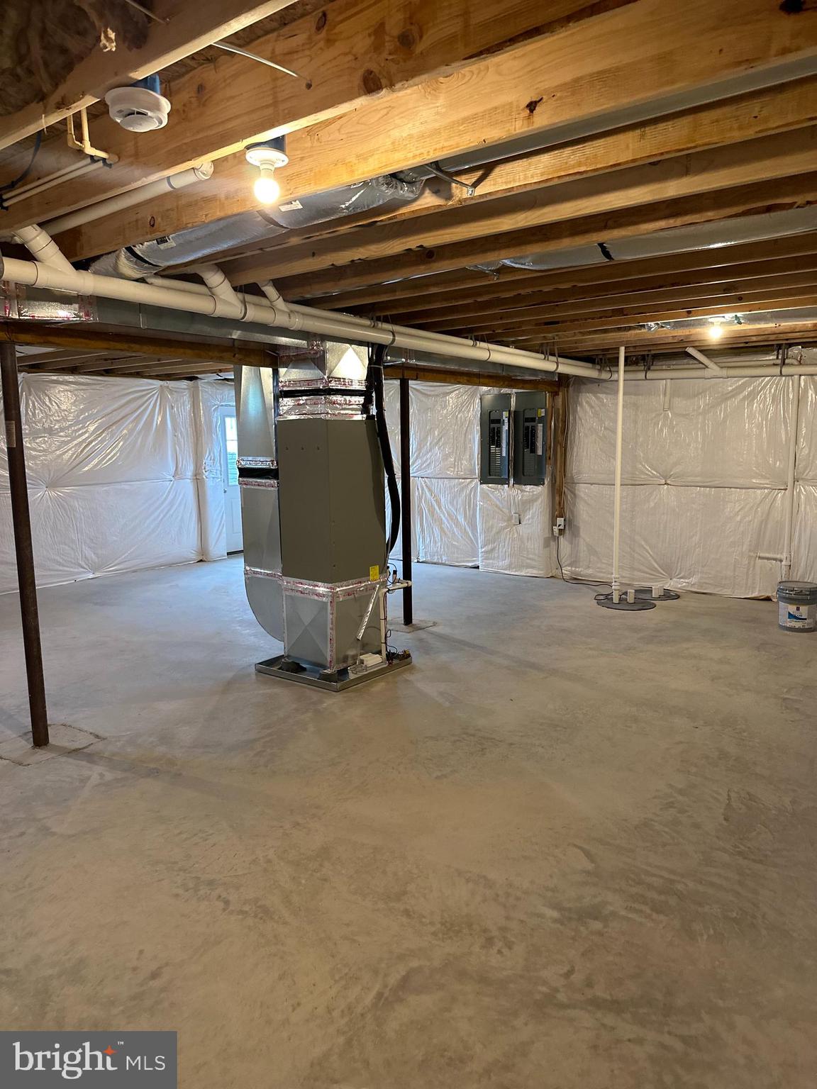 PRENTISS POINT - Residential Lease