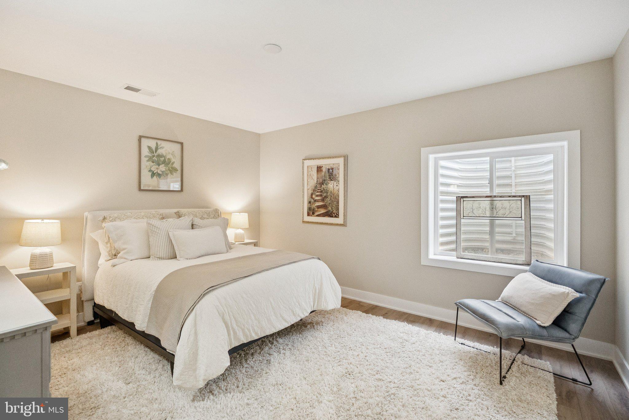 MT. PROSPECT - Residential