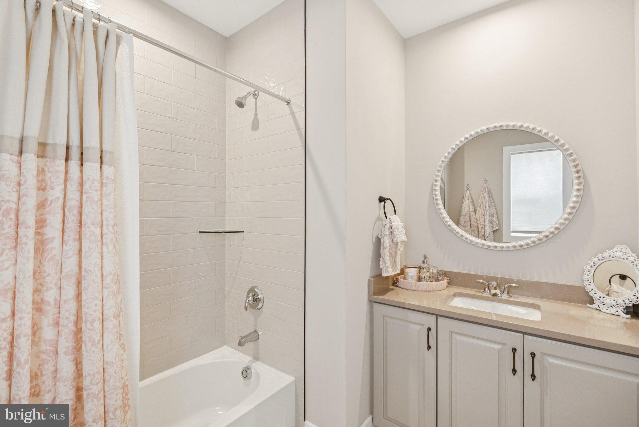 MT. PROSPECT - Residential