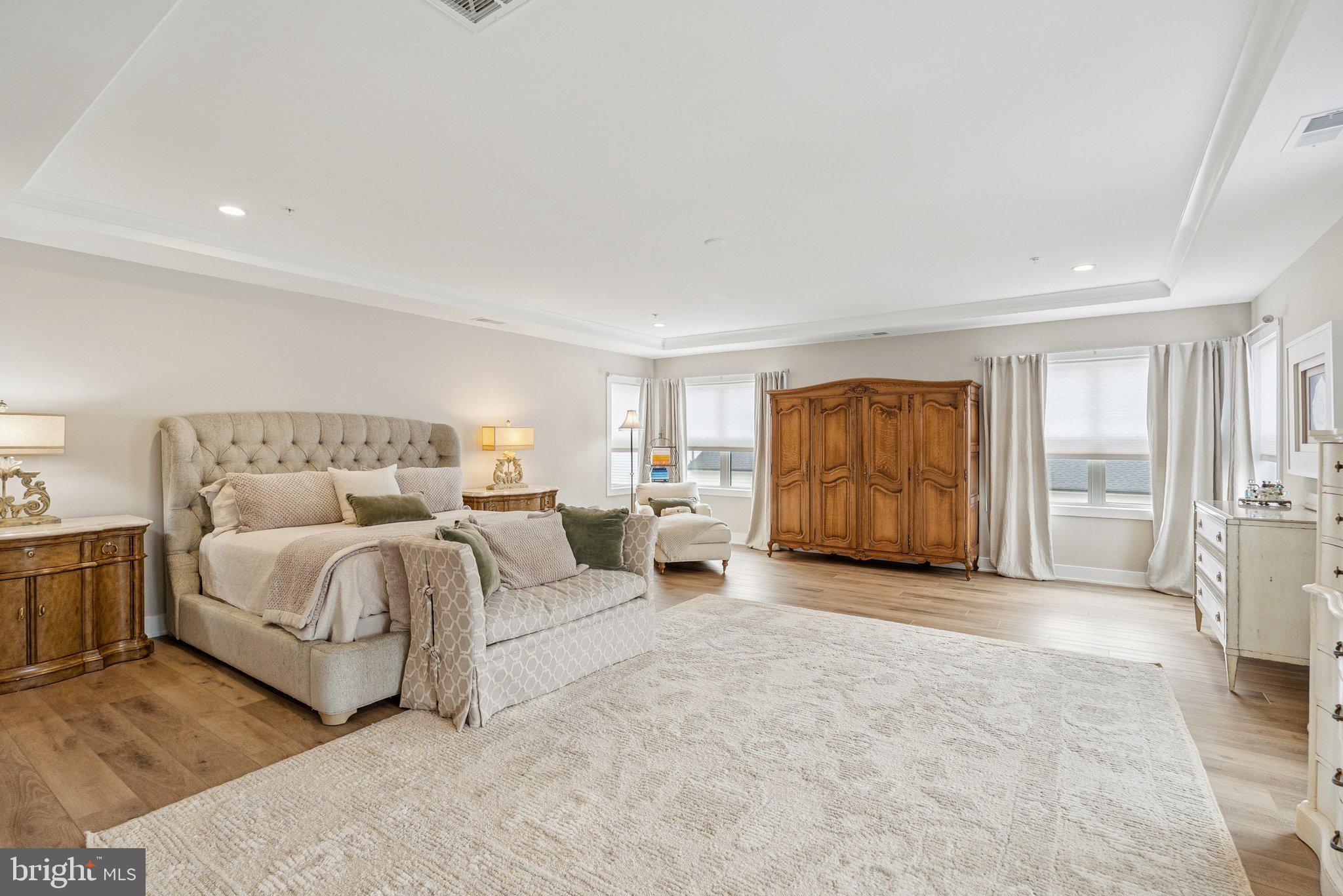 MT. PROSPECT - Residential