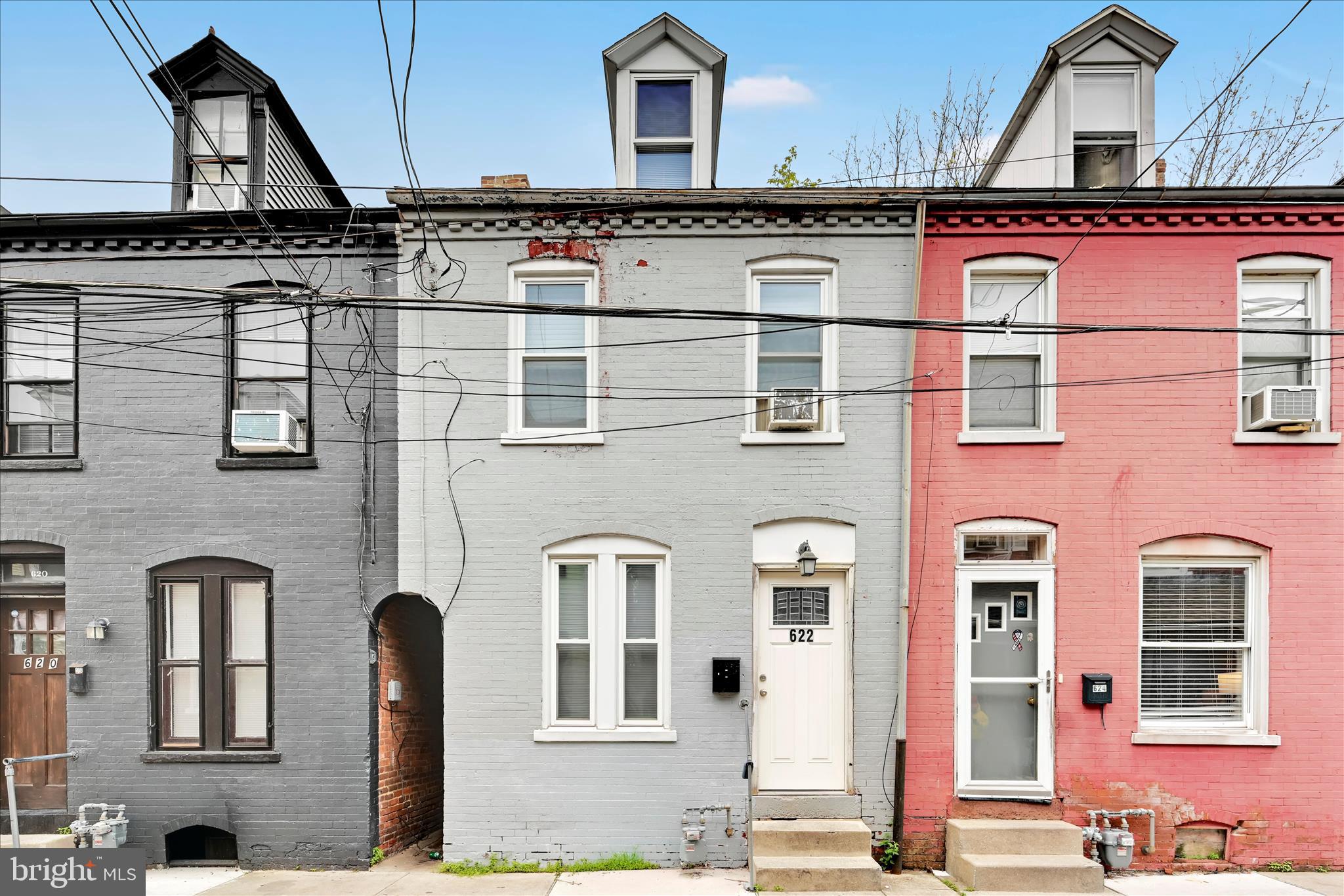 8TH WARD - Residential