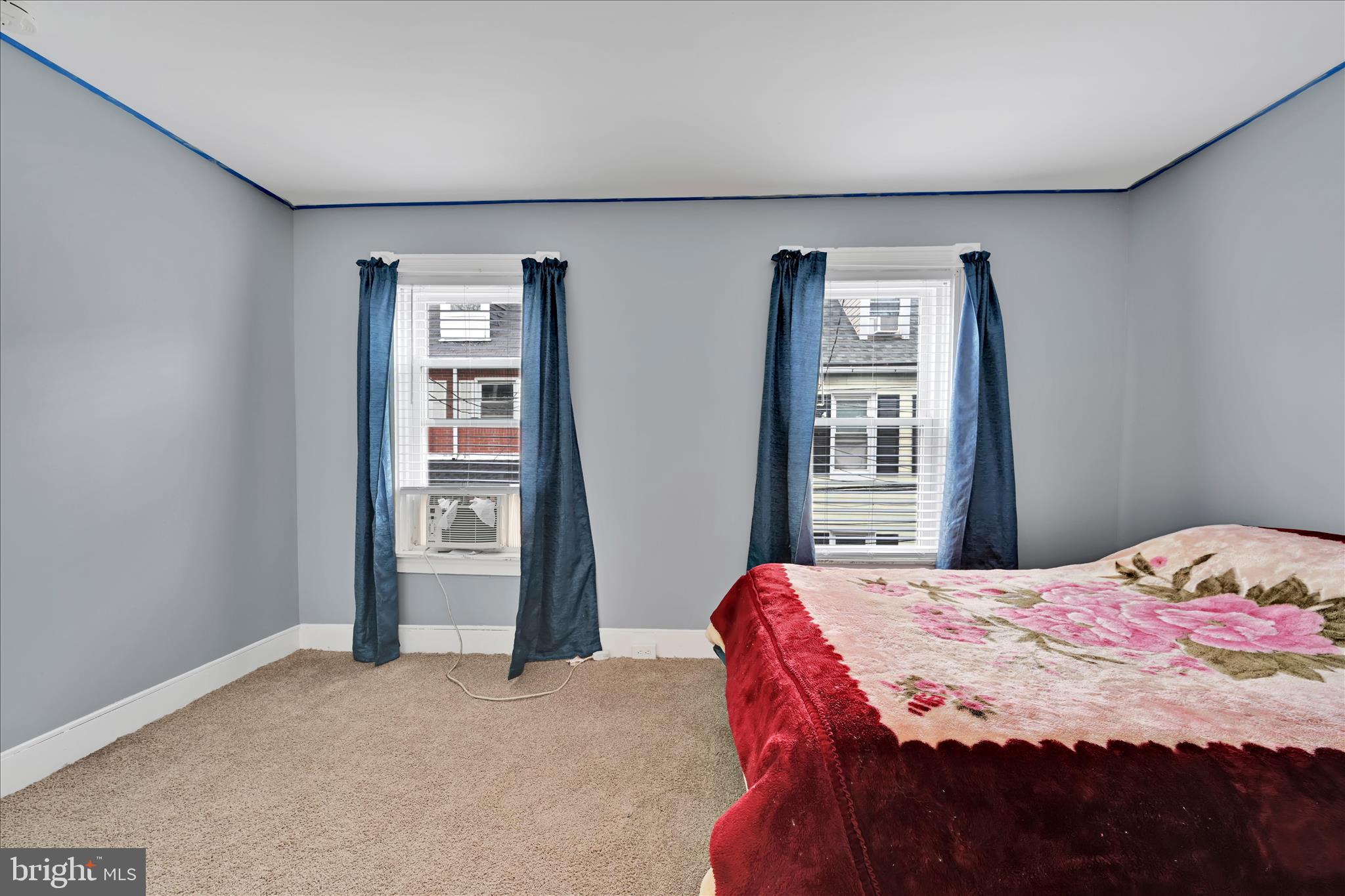 8TH WARD - Residential