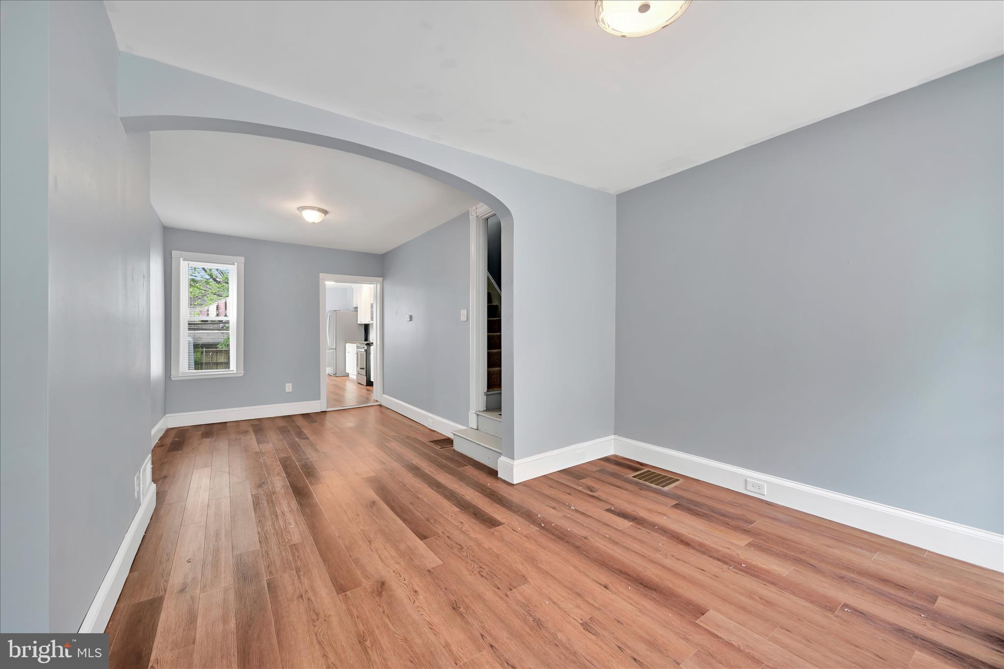 8TH WARD - Residential