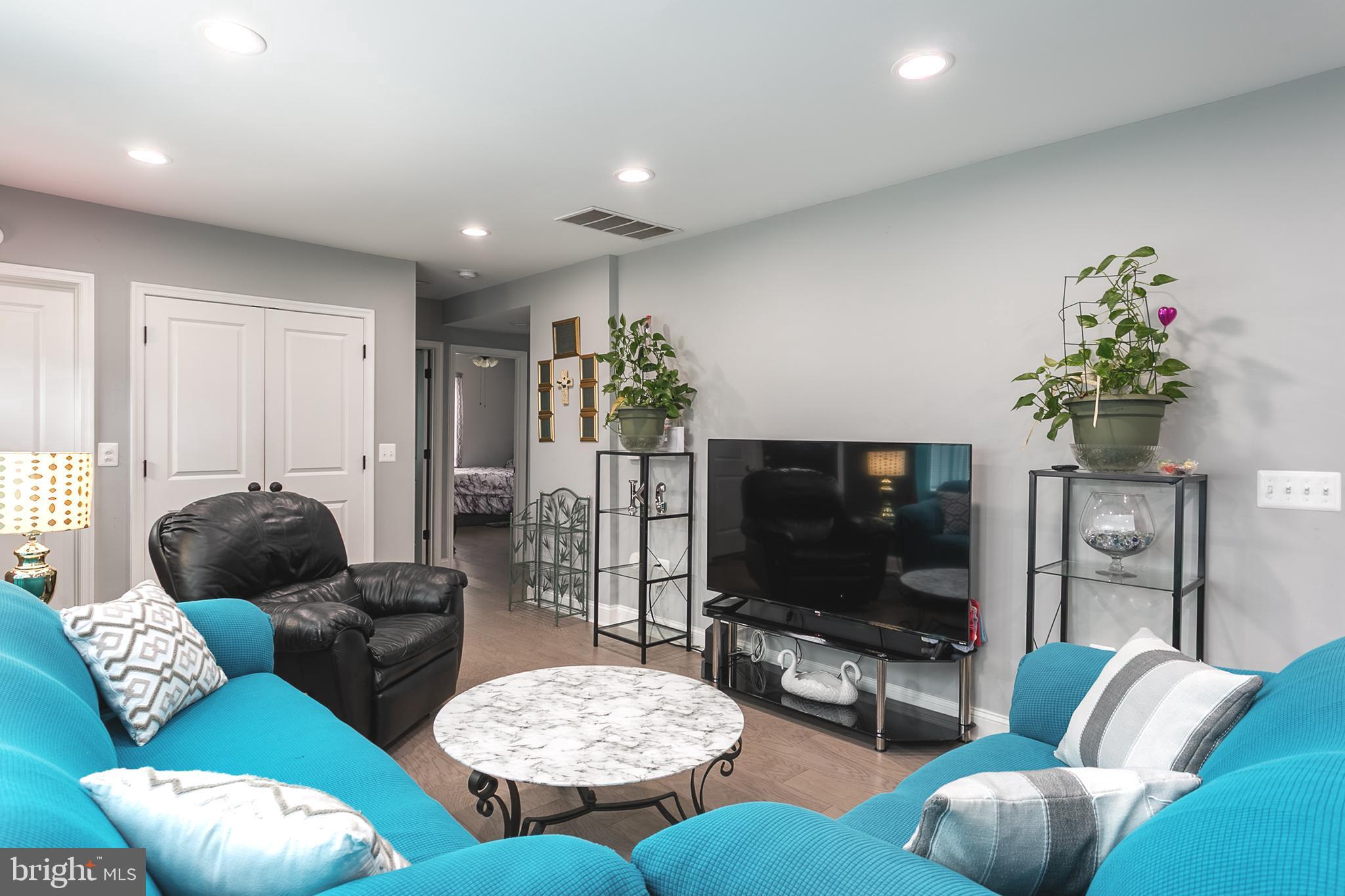 GWYNN OAK - Residential