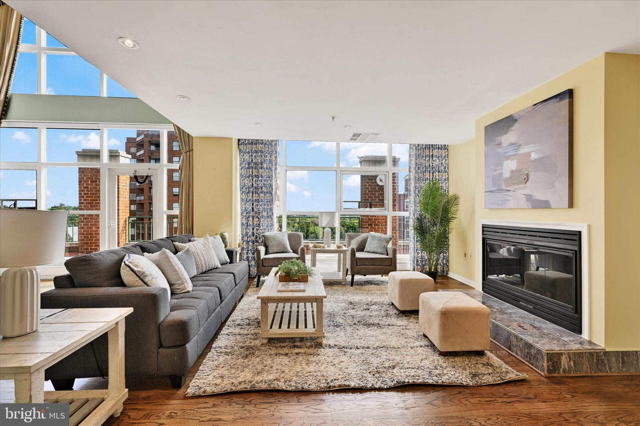 TUSCANY-CANTERBURY - Residential