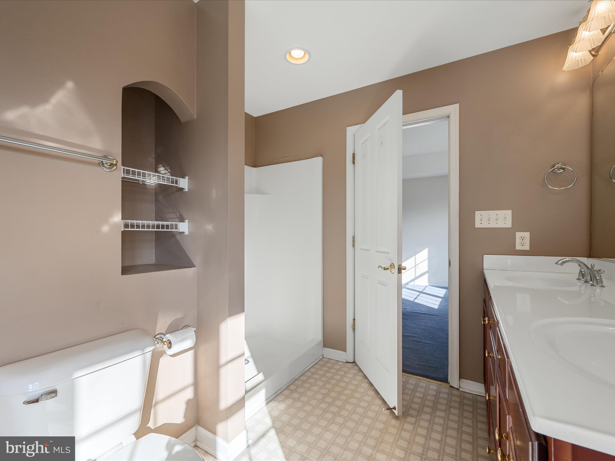 CANTER ESTATES - Residential