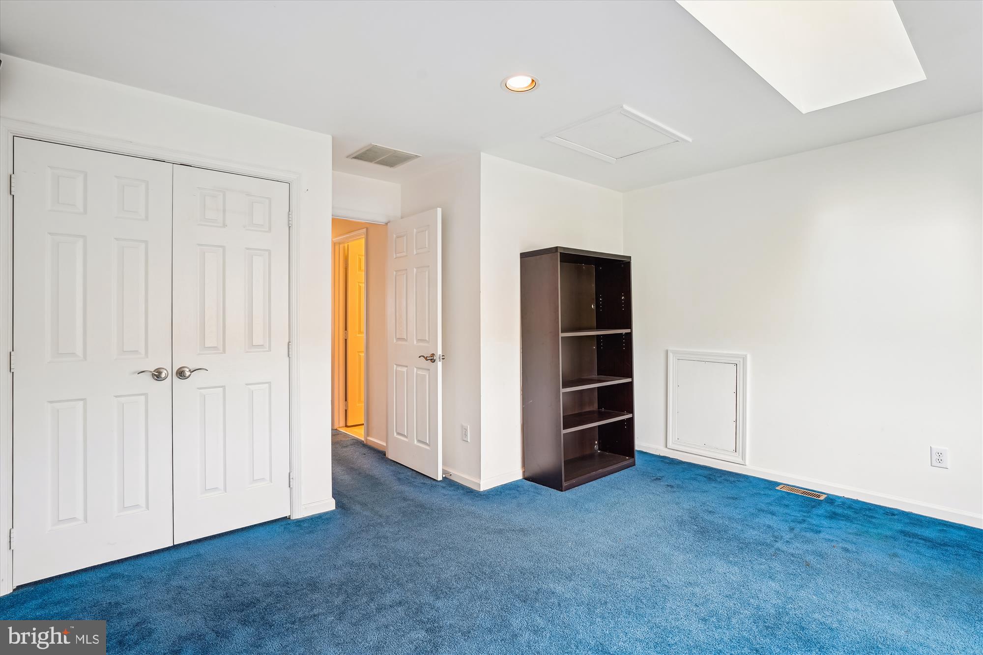 PINEY GLEN VILLAGE - Residential