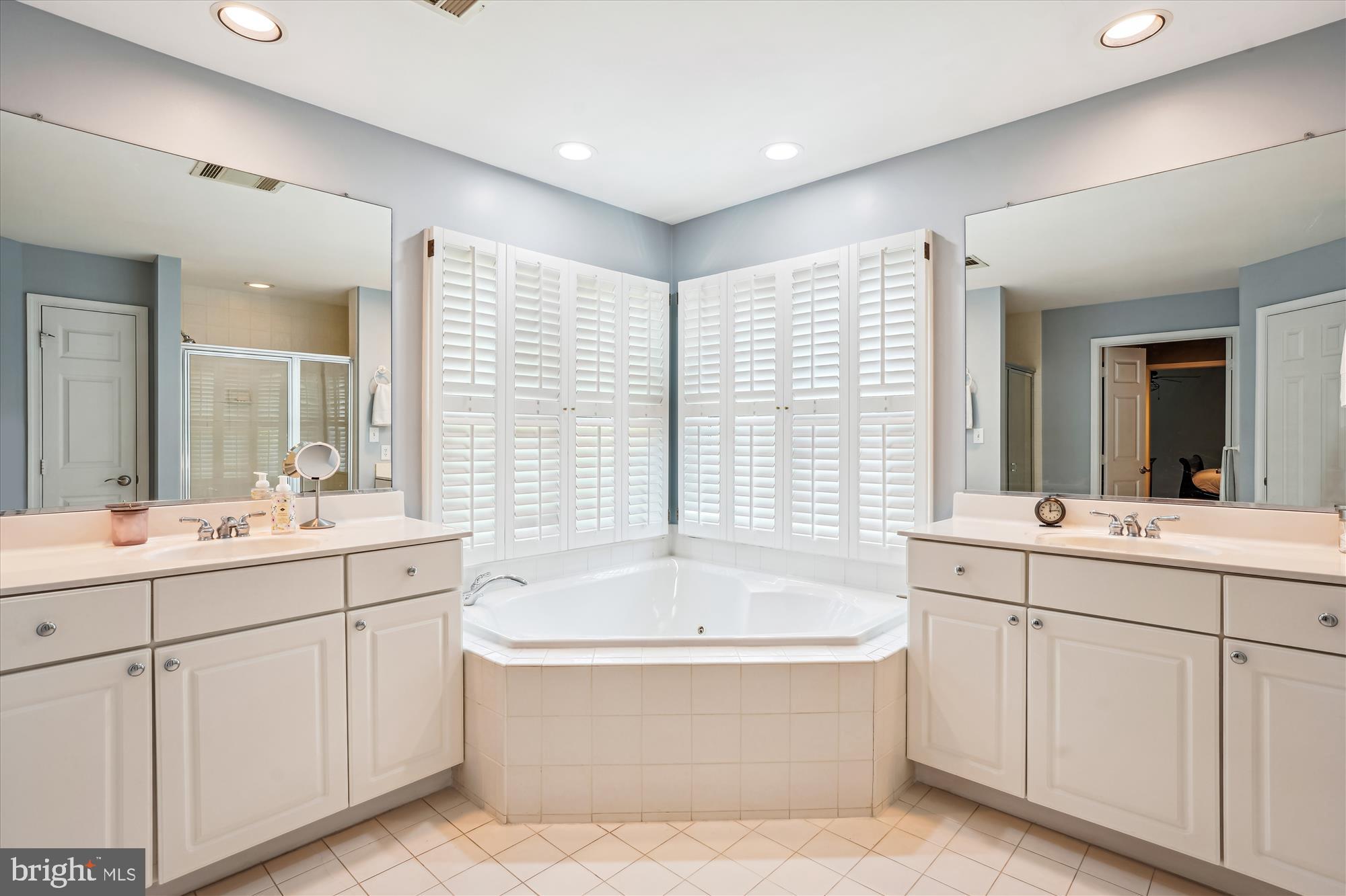 PINEY GLEN VILLAGE - Residential