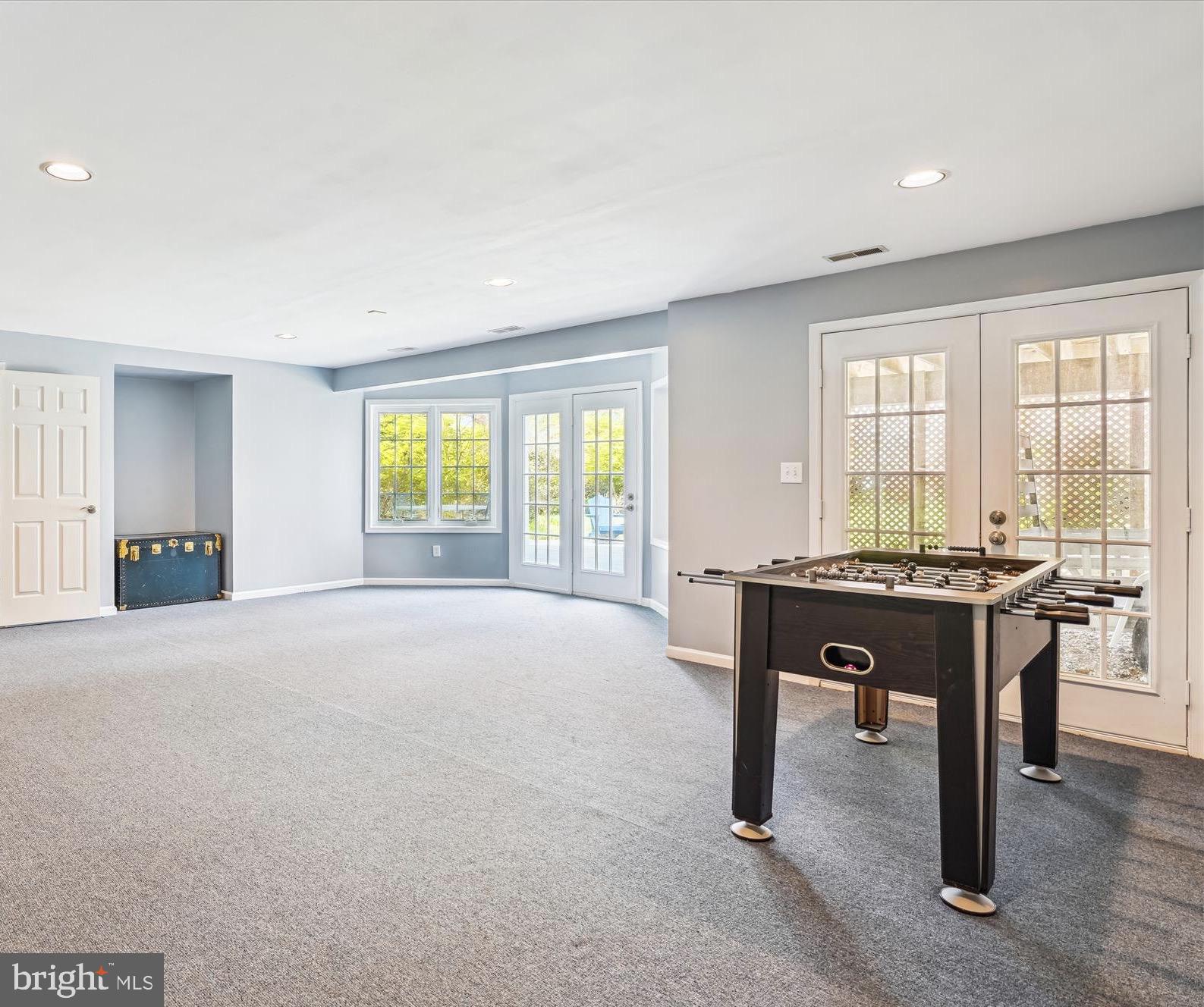 PINEY GLEN VILLAGE - Residential