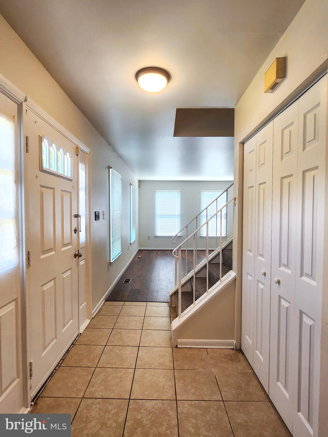 CLINTON WOODS - Residential Lease