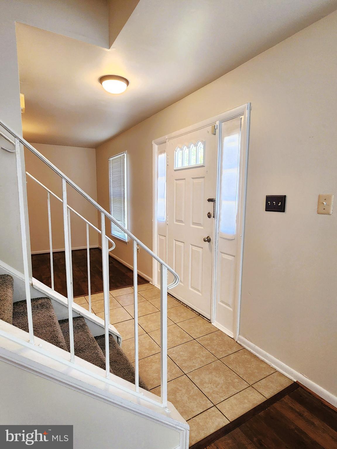 CLINTON WOODS - Residential Lease