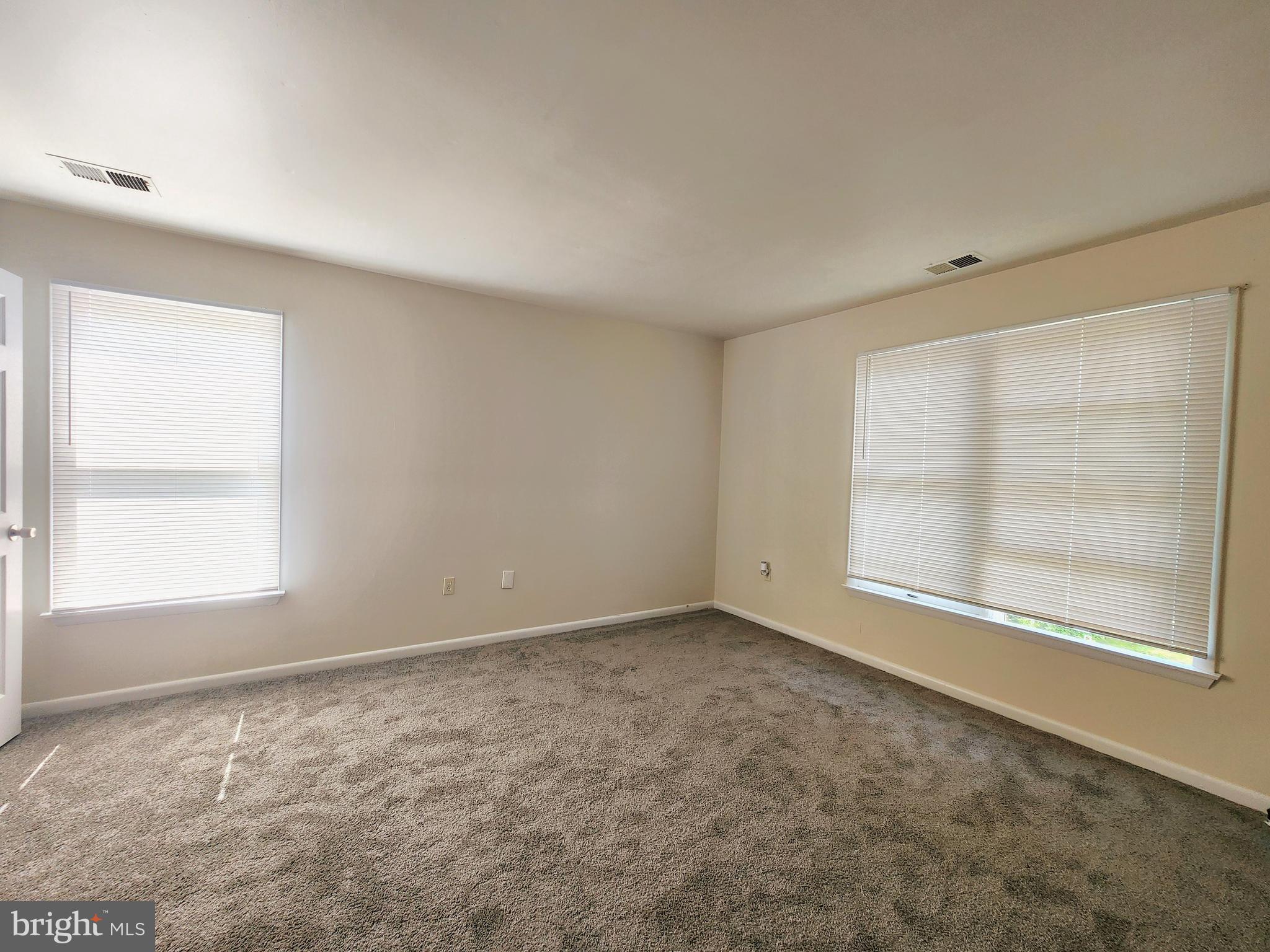 CLINTON WOODS - Residential Lease