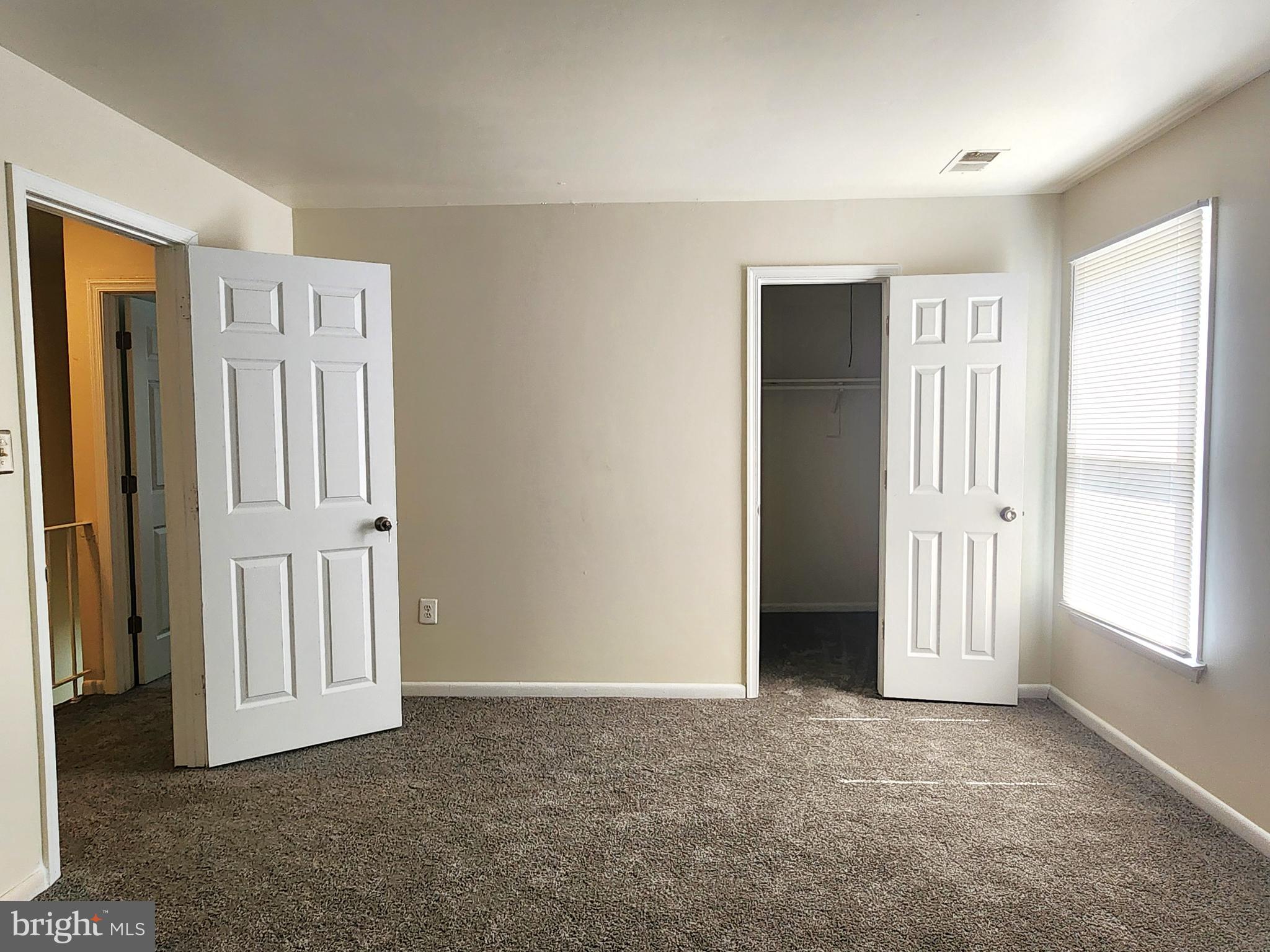 CLINTON WOODS - Residential Lease