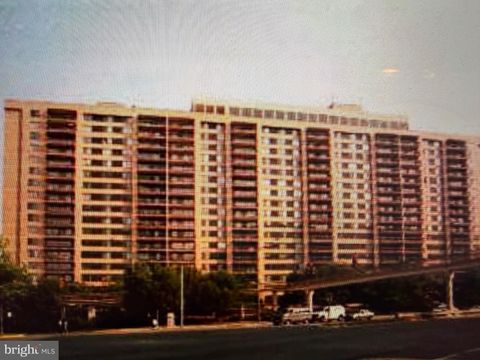 3709 S GEORGE MASON DRIVE 1014E FALLS CHURCH VA 22041