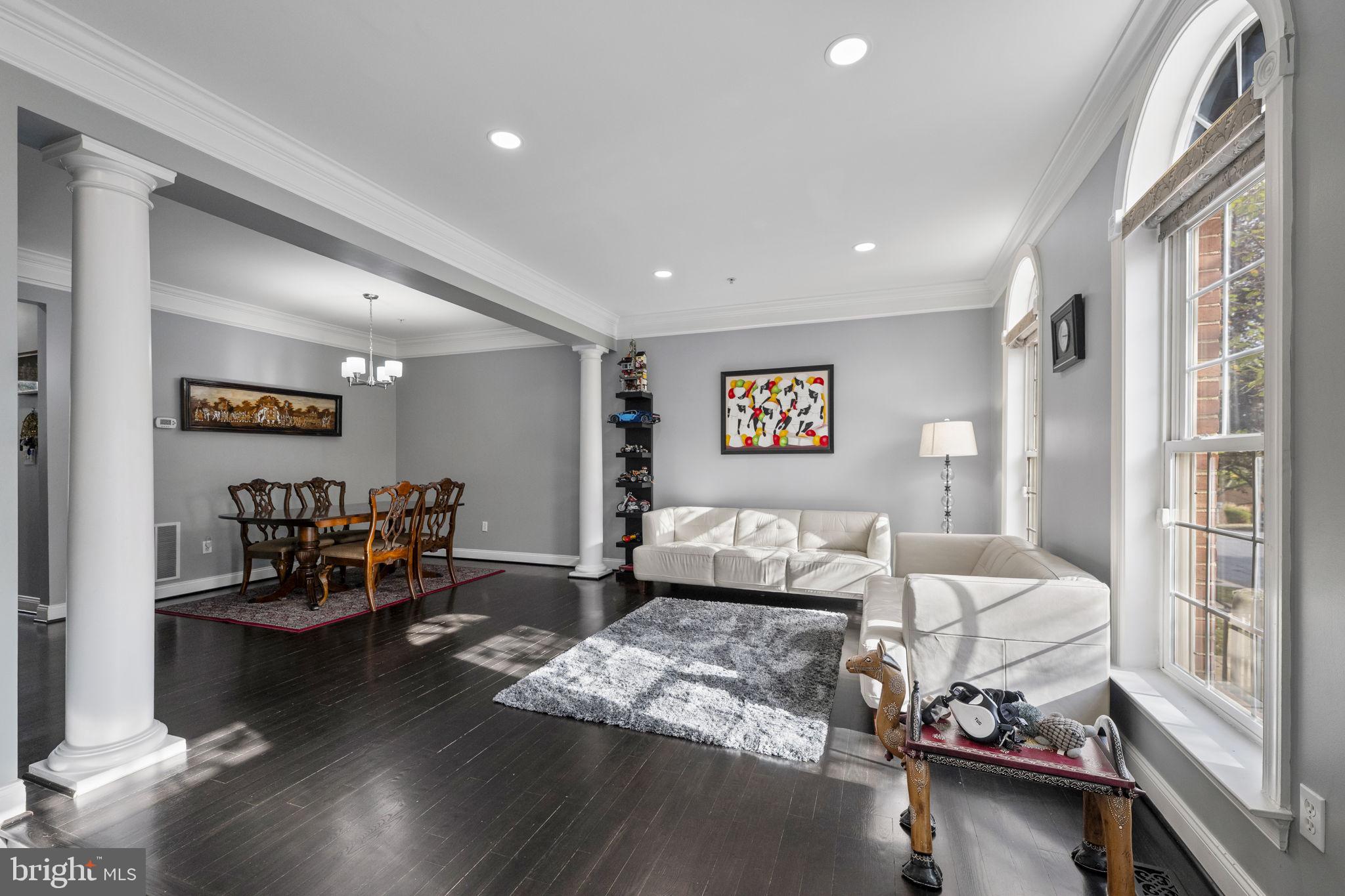 22107 FAIR GARDEN LANE