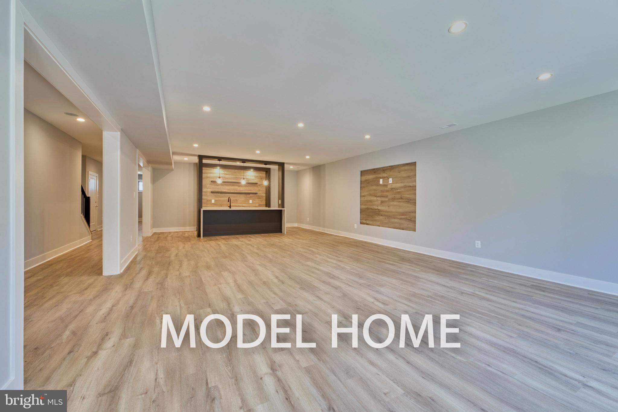 BRILYN PARK - Residential