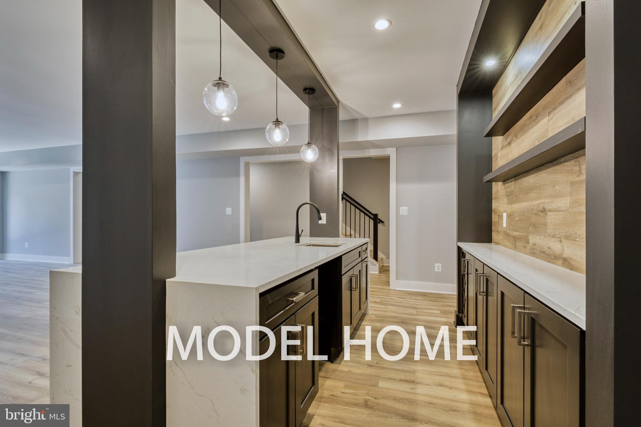 BRILYN PARK - Residential