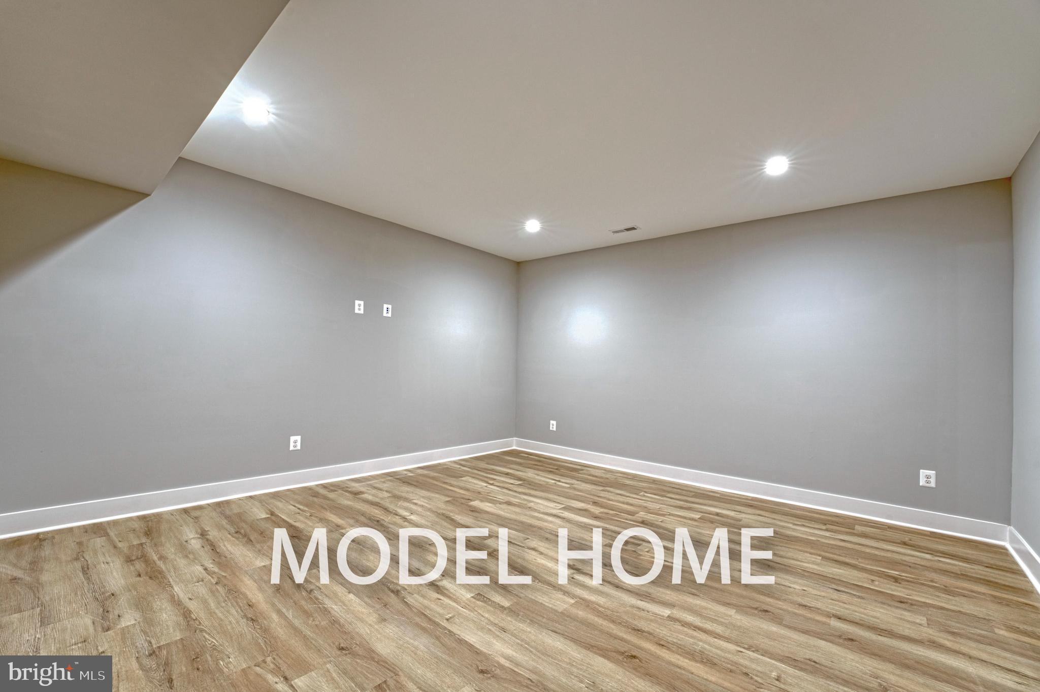 BRILYN PARK - Residential