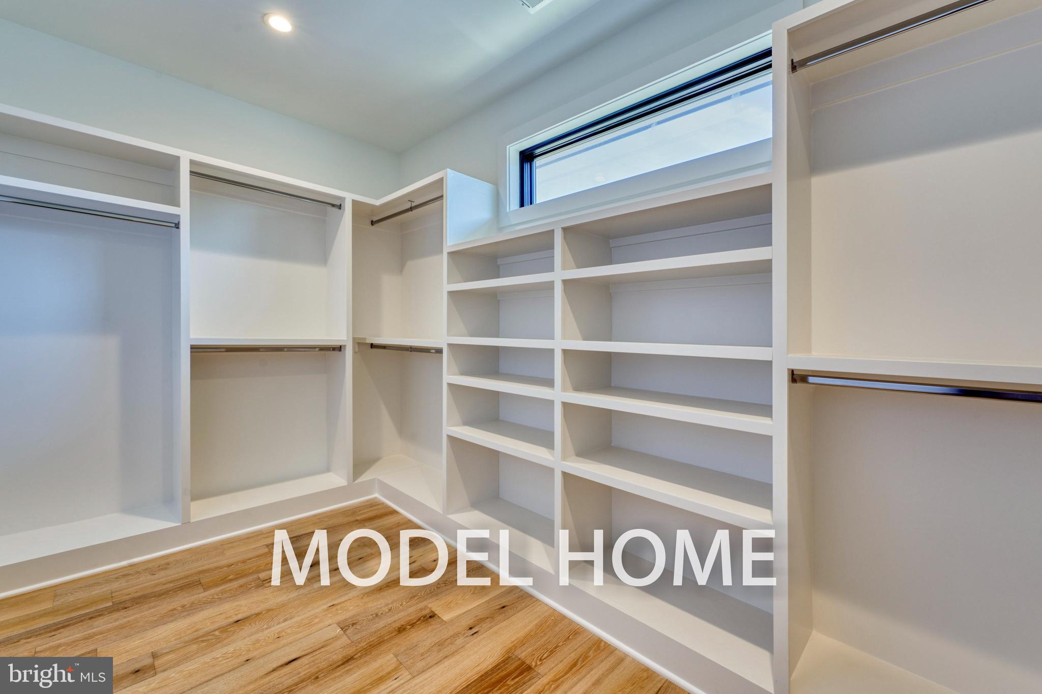 BRILYN PARK - Residential