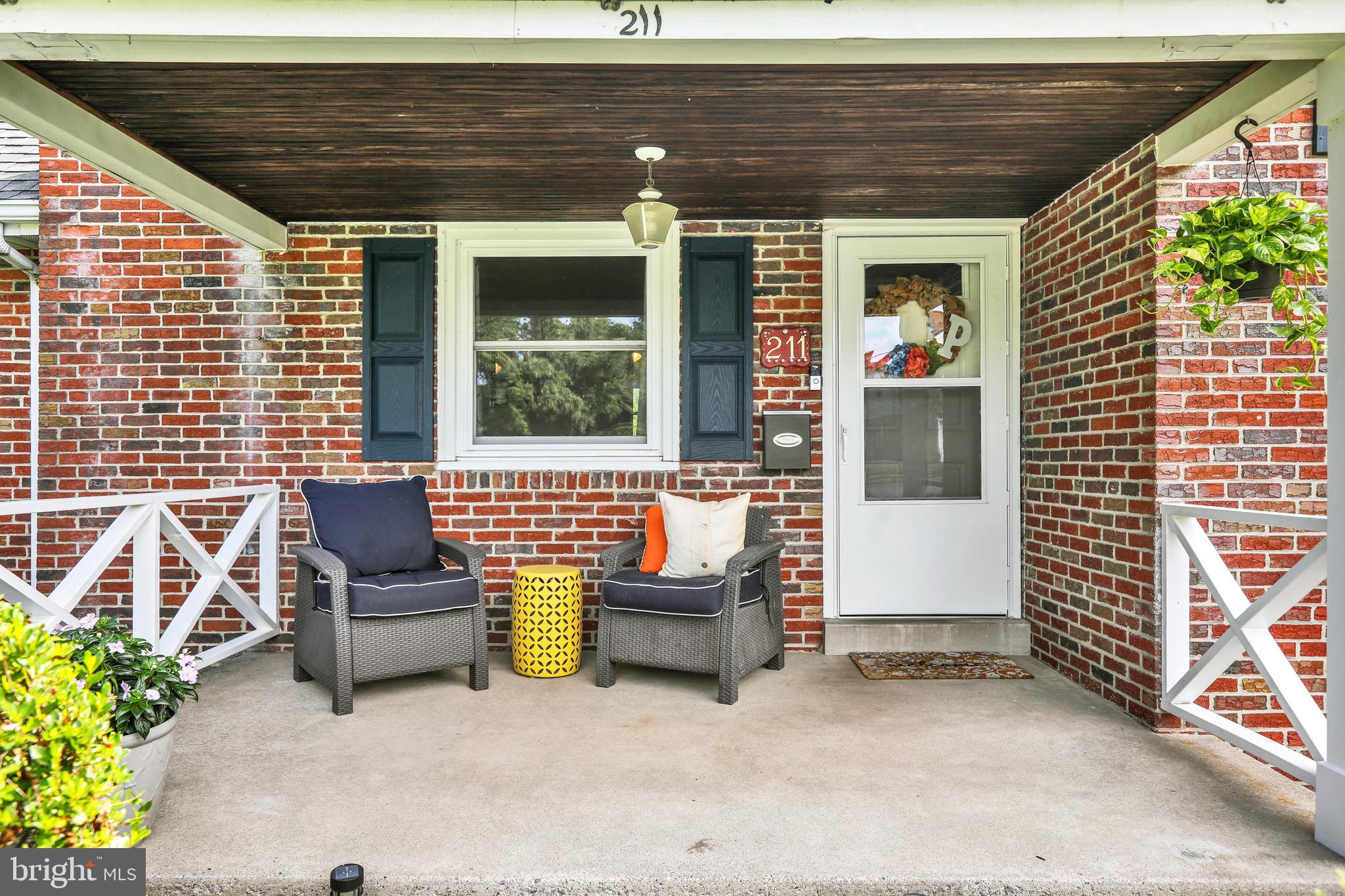 211 OPAL AVENUE