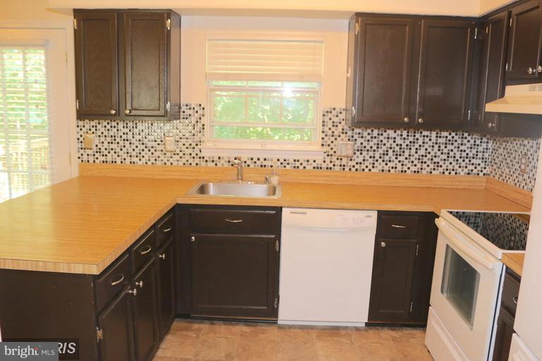 MONTCLAIR ST3 - Residential Lease