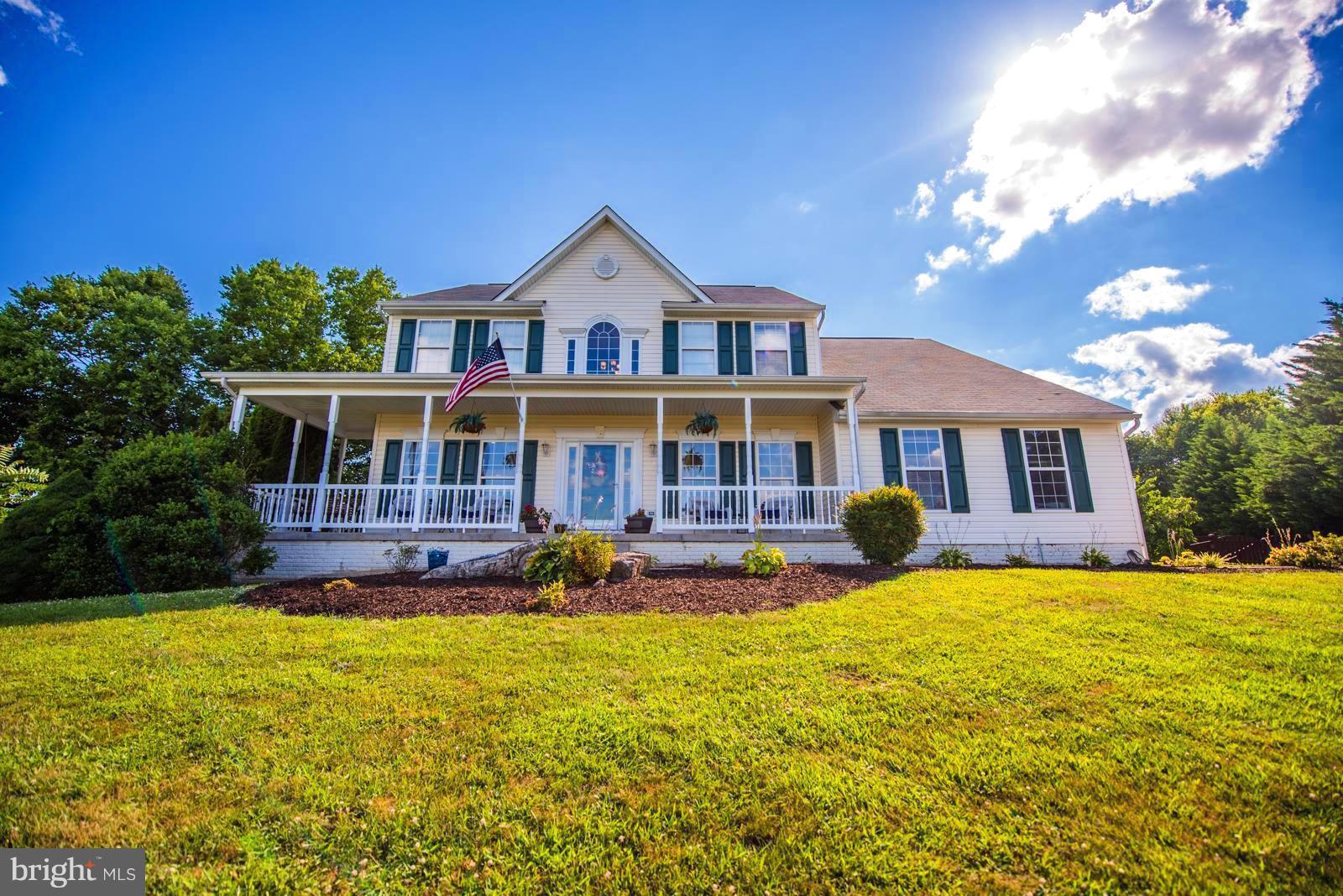 MEADOW BROOK - Residential