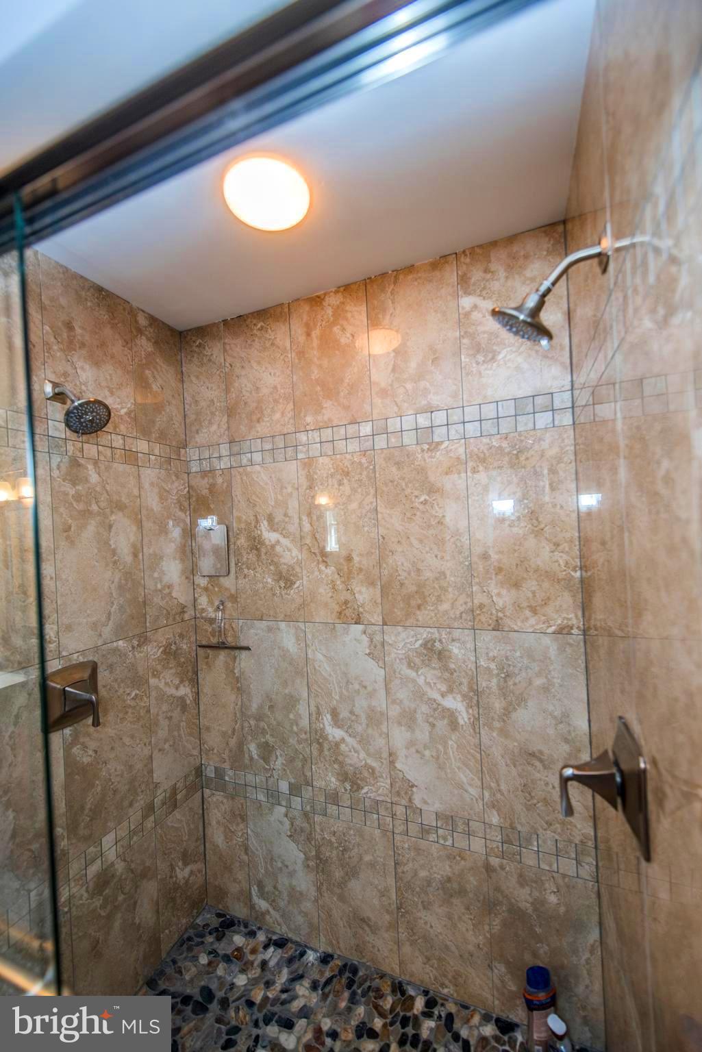 MEADOW BROOK - Residential