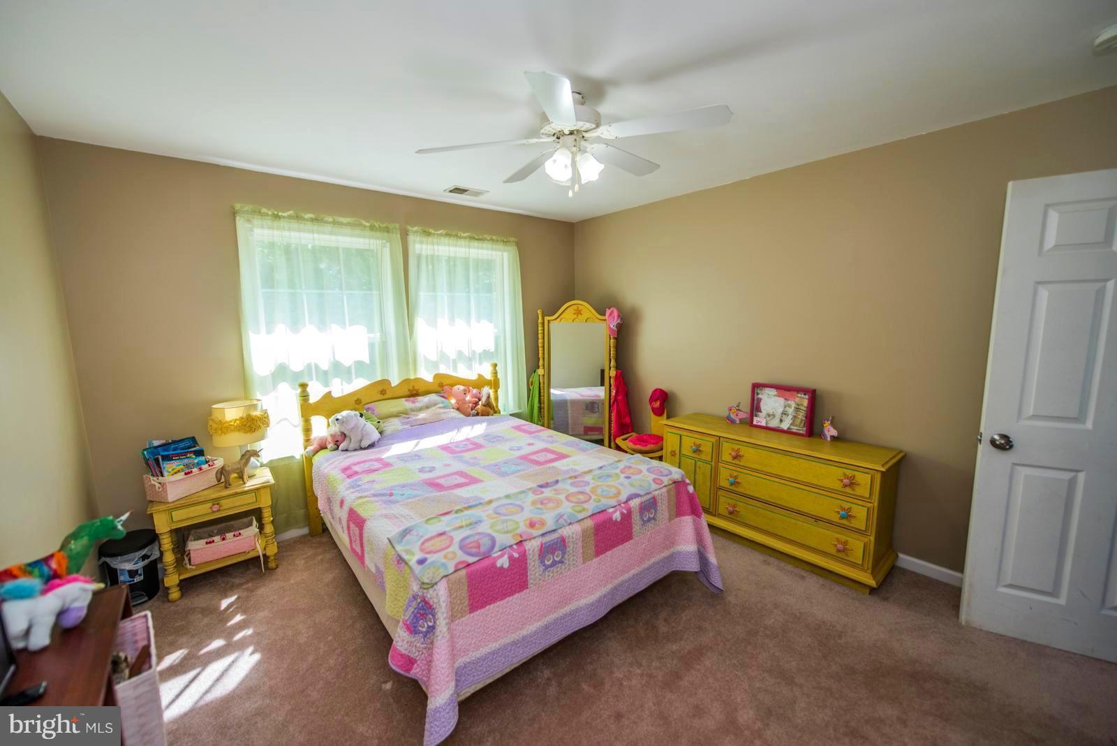 MEADOW BROOK - Residential