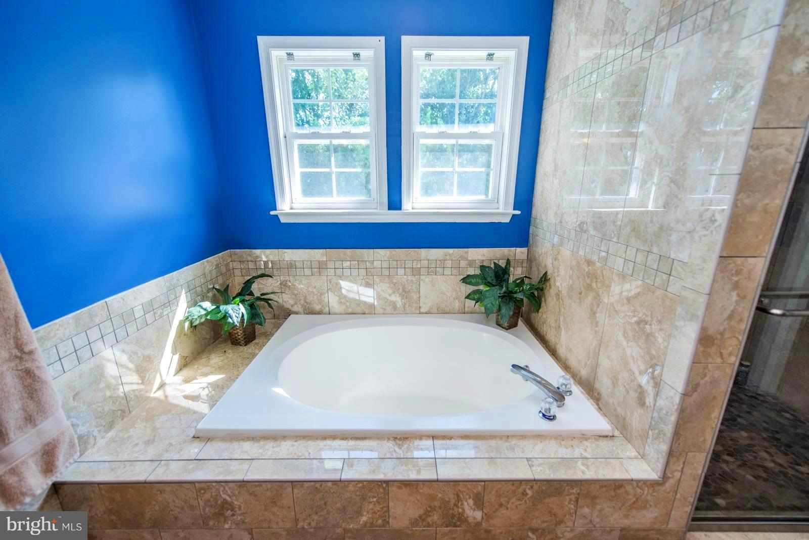 MEADOW BROOK - Residential