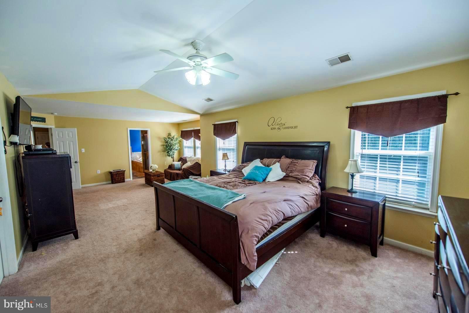 MEADOW BROOK - Residential