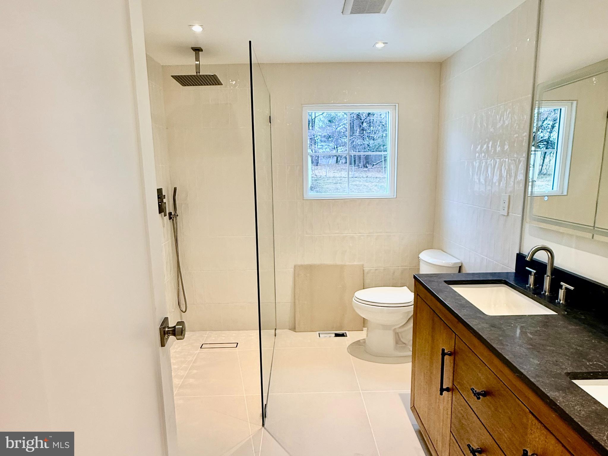 816 UTTERBACK STORE ROAD