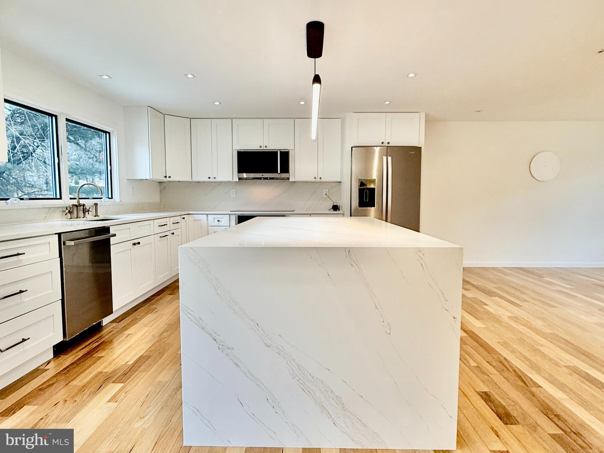 816 UTTERBACK STORE ROAD