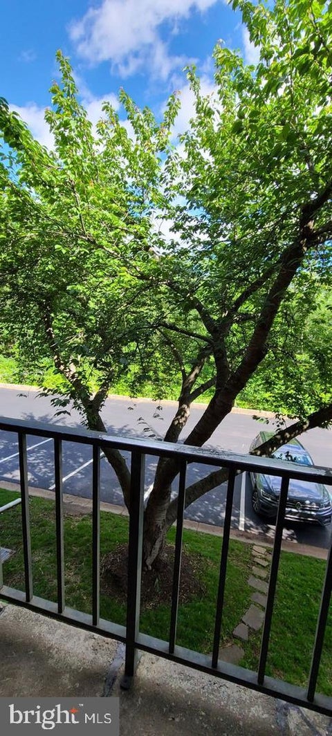 Condo For Sale - 178 Woodstream Dr #BUILDING 5<br/> NORRISTOWN, PA 19403