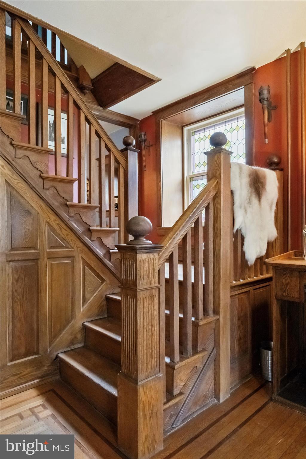 EAST OAK LANE - Residential