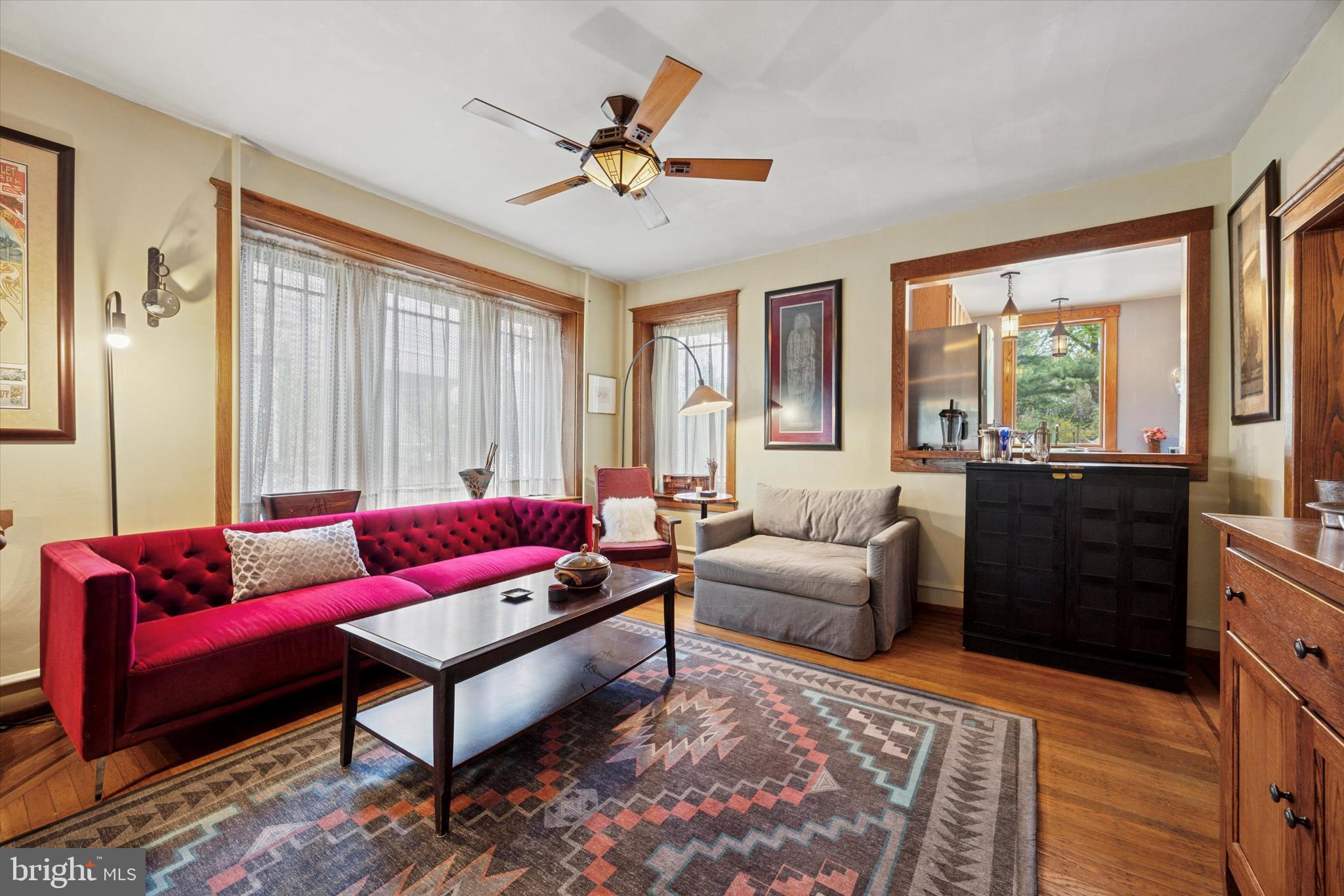 EAST OAK LANE - Residential