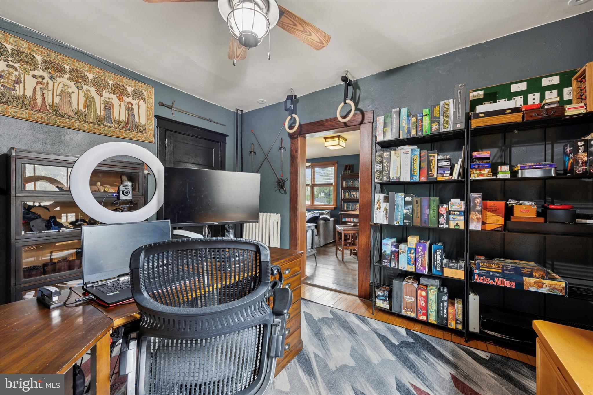 EAST OAK LANE - Residential