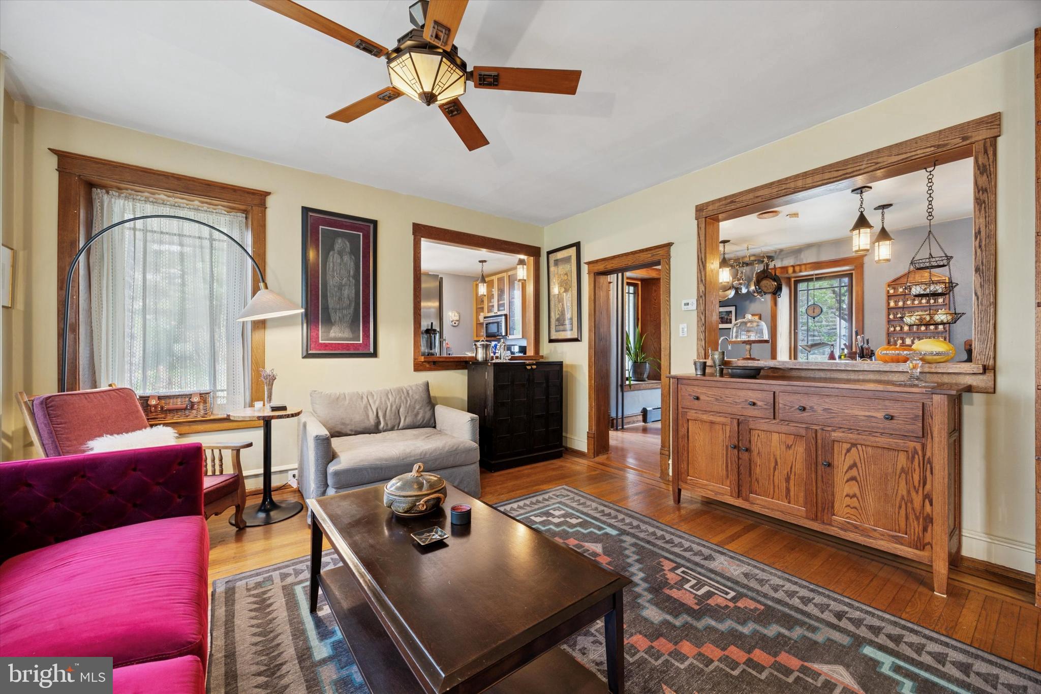 EAST OAK LANE - Residential