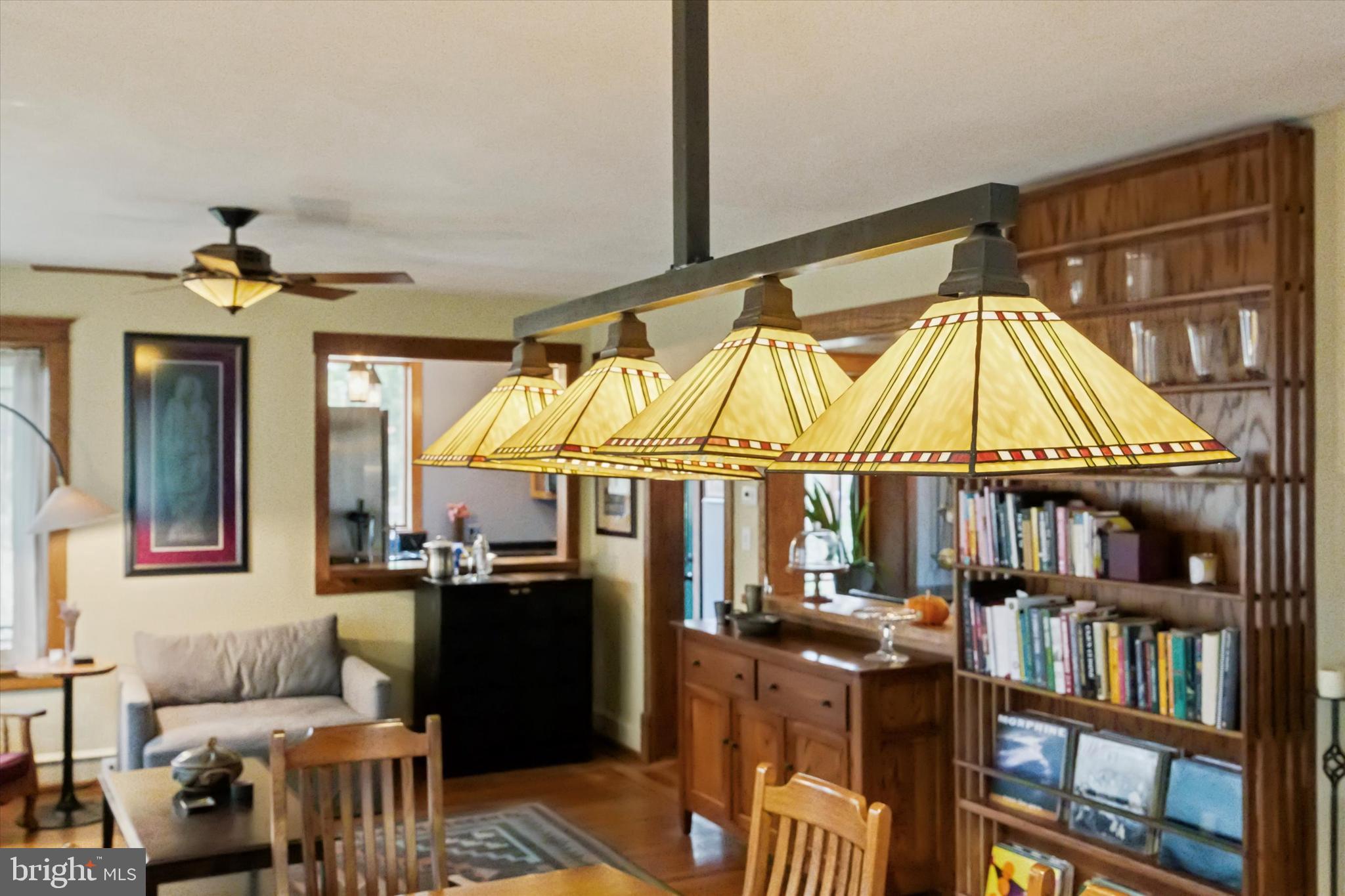 EAST OAK LANE - Residential