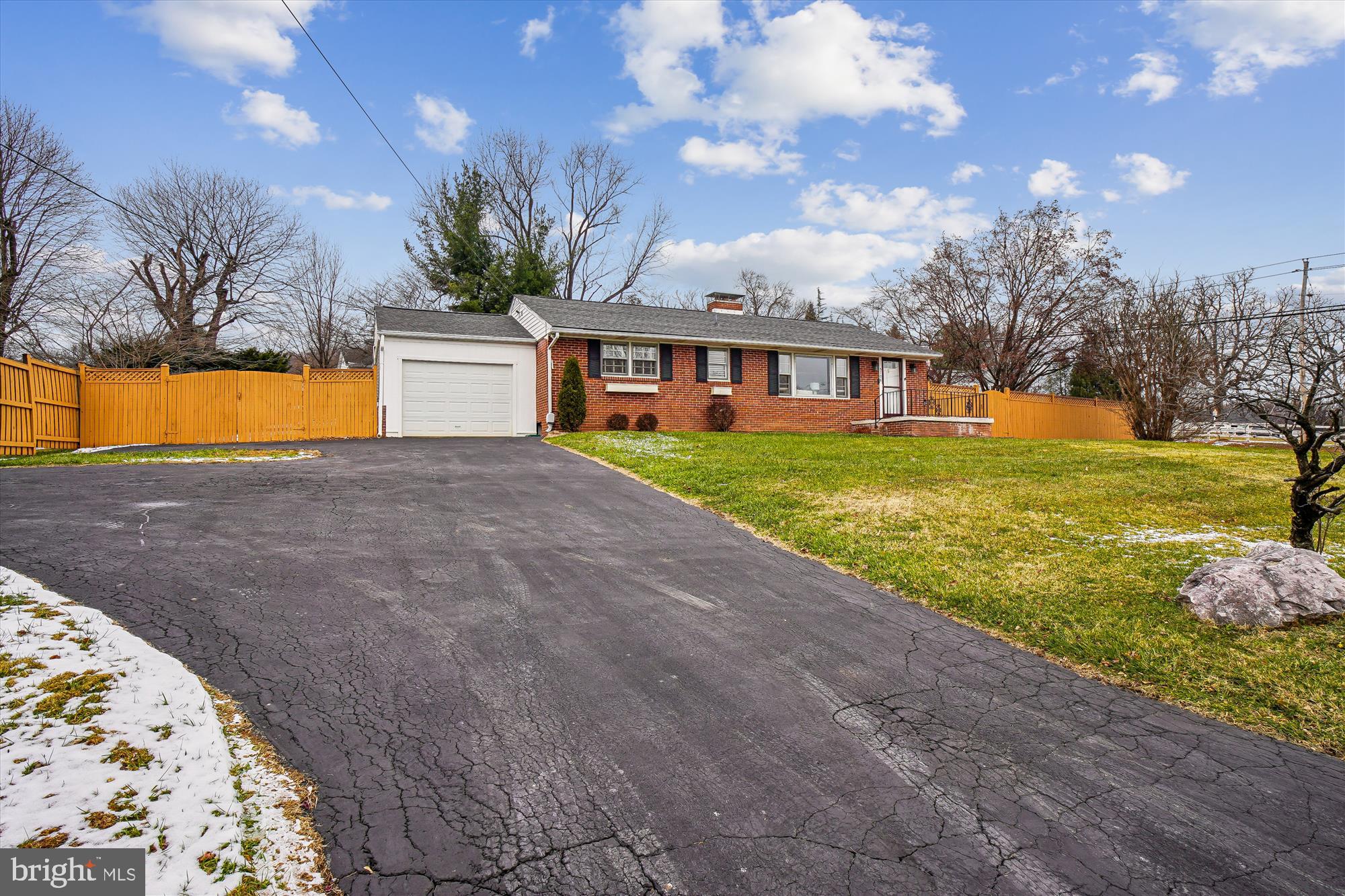 EASTVIEW - Residential