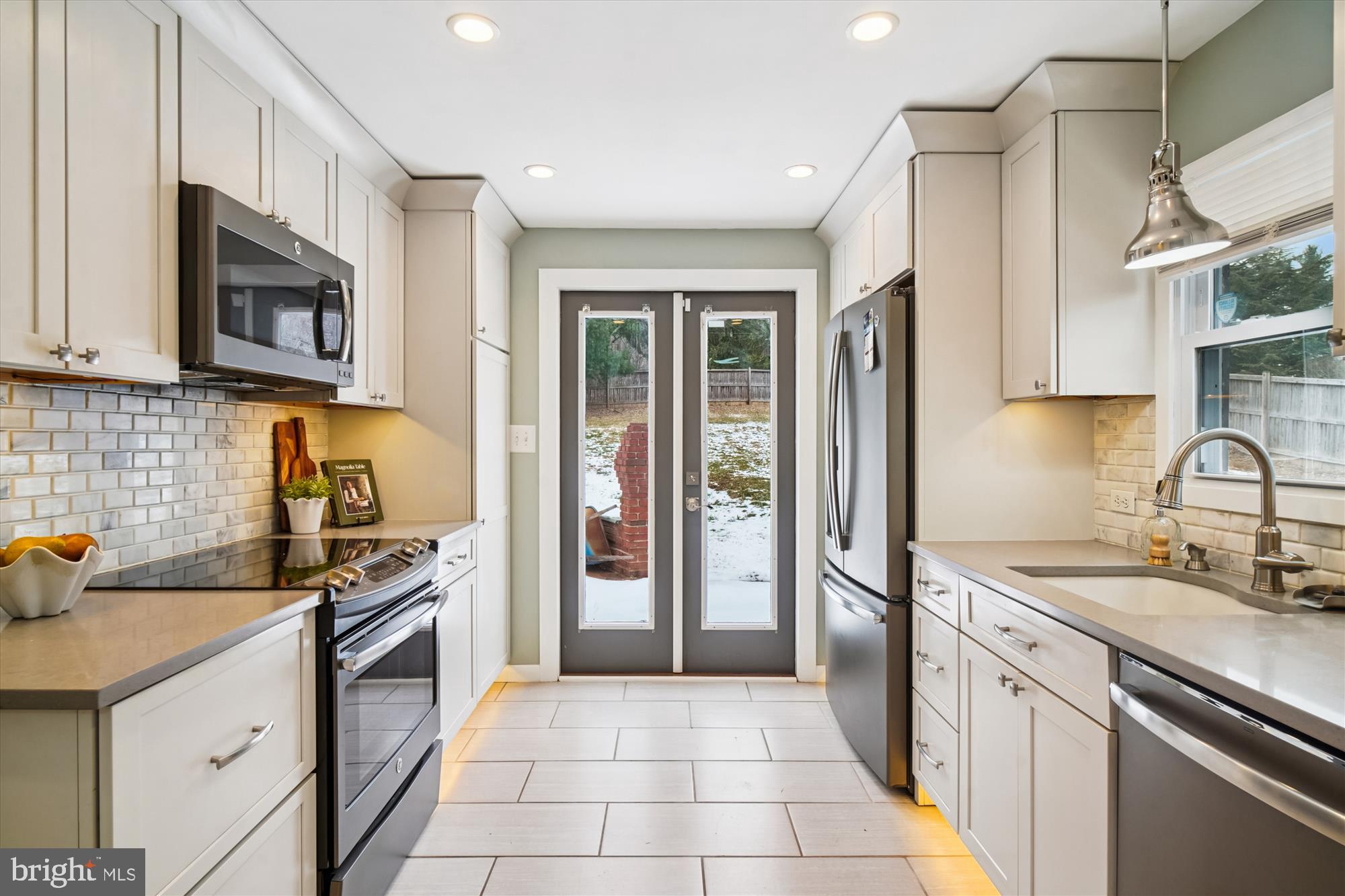 EASTVIEW - Residential