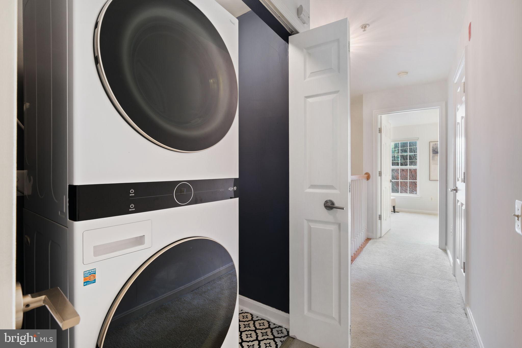 EDSON PARK PLACE - Residential