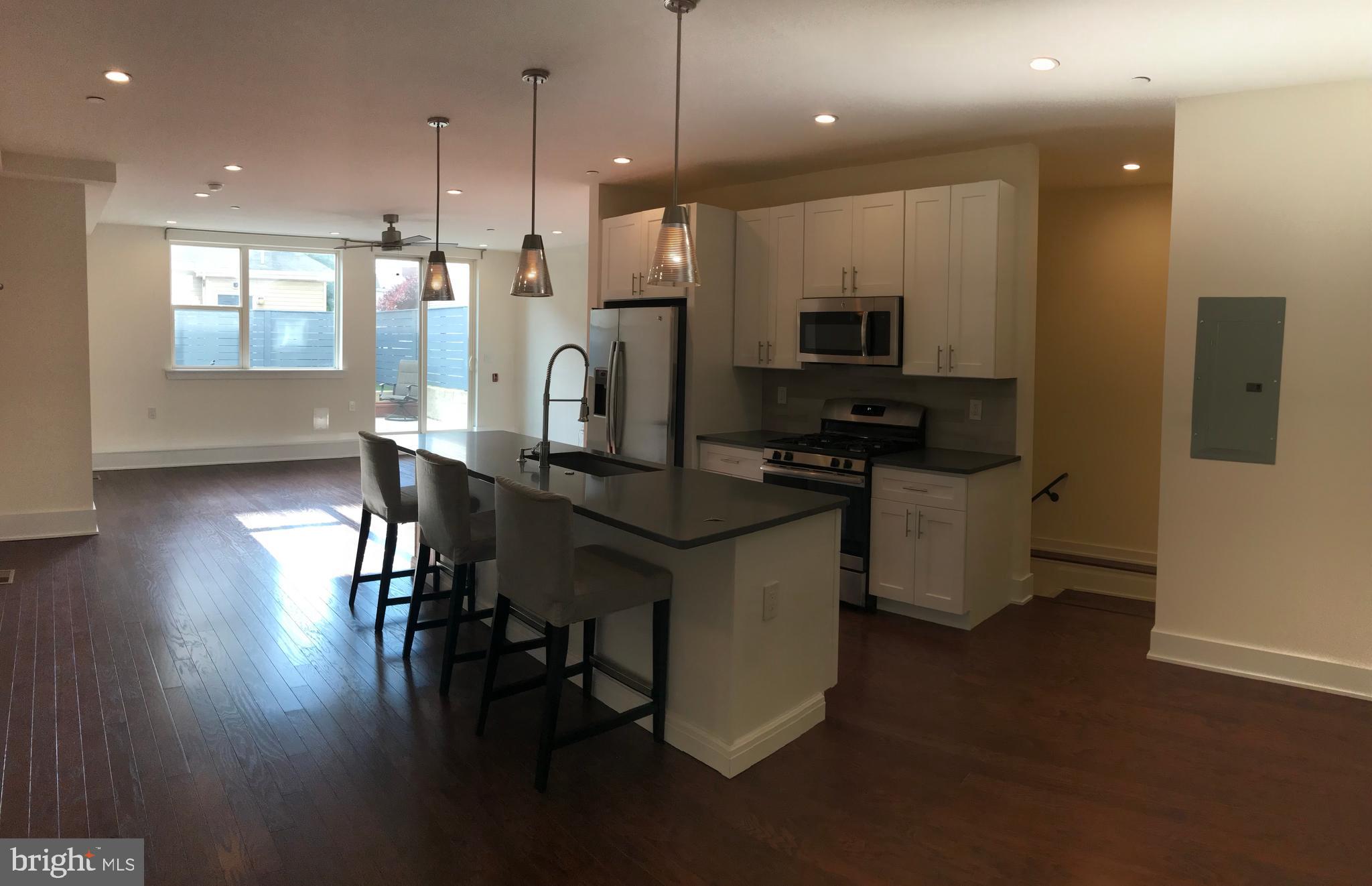 LUDLOW - Residential Lease