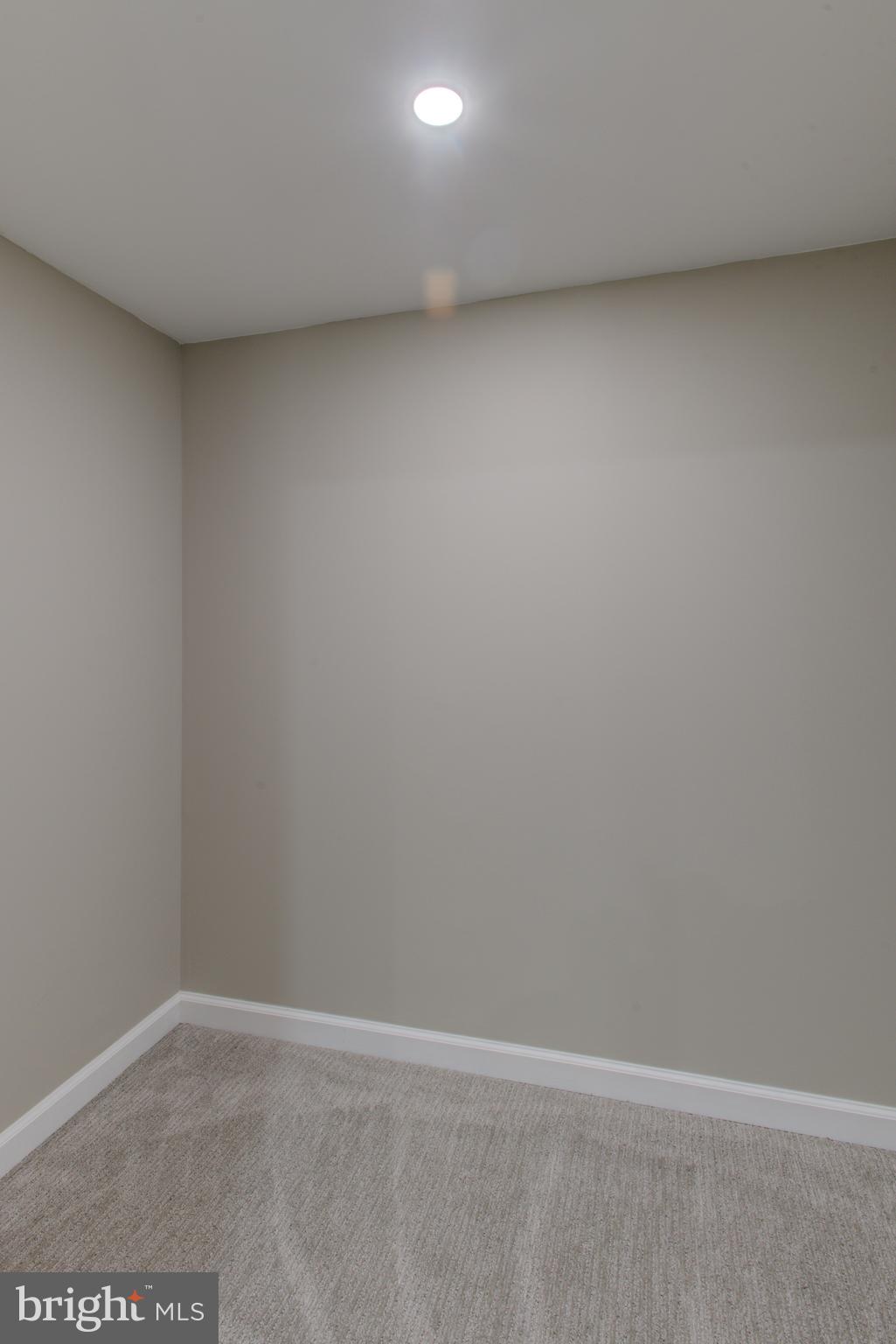 CEDAR HOLLOW - Residential