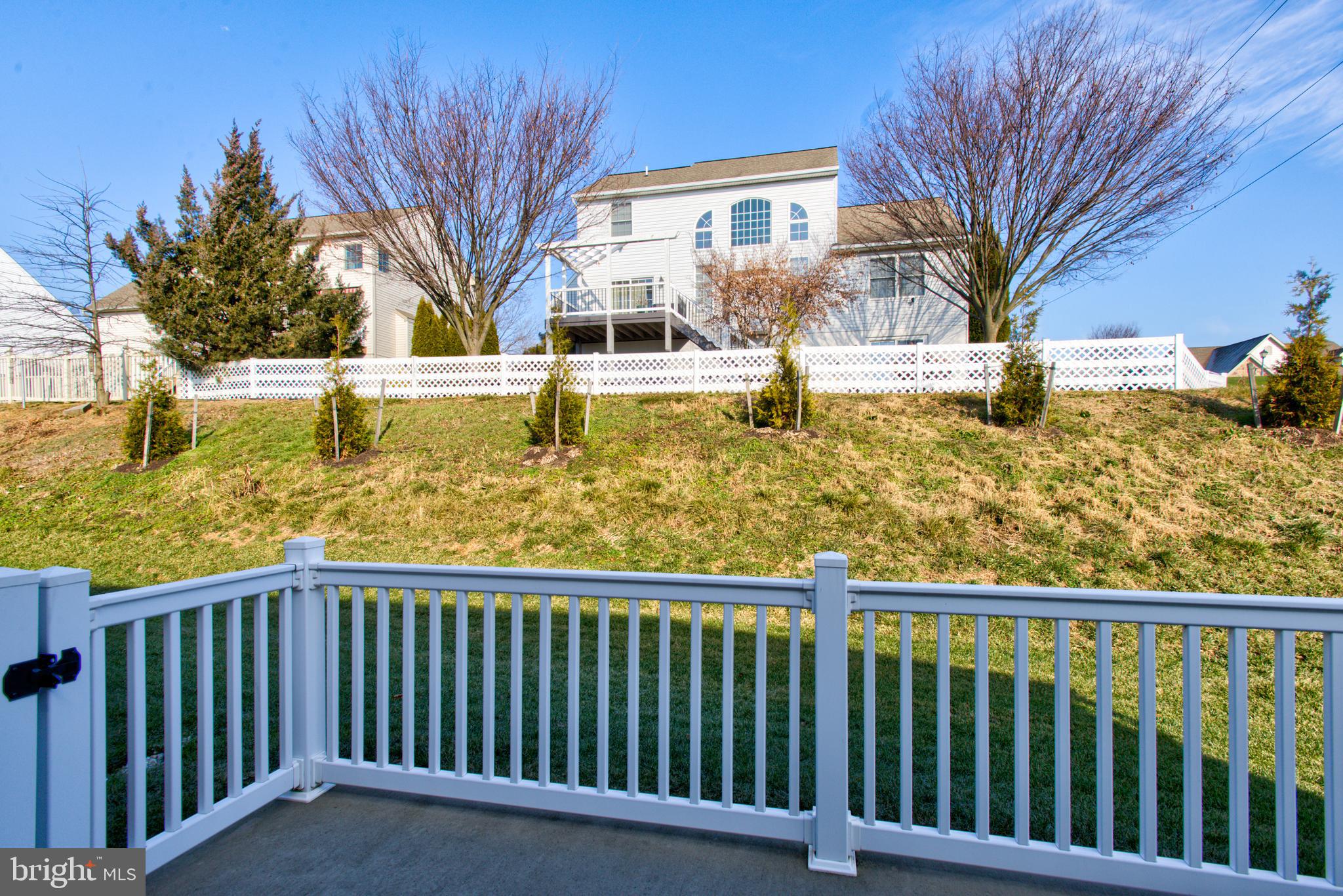 CEDAR HOLLOW - Residential