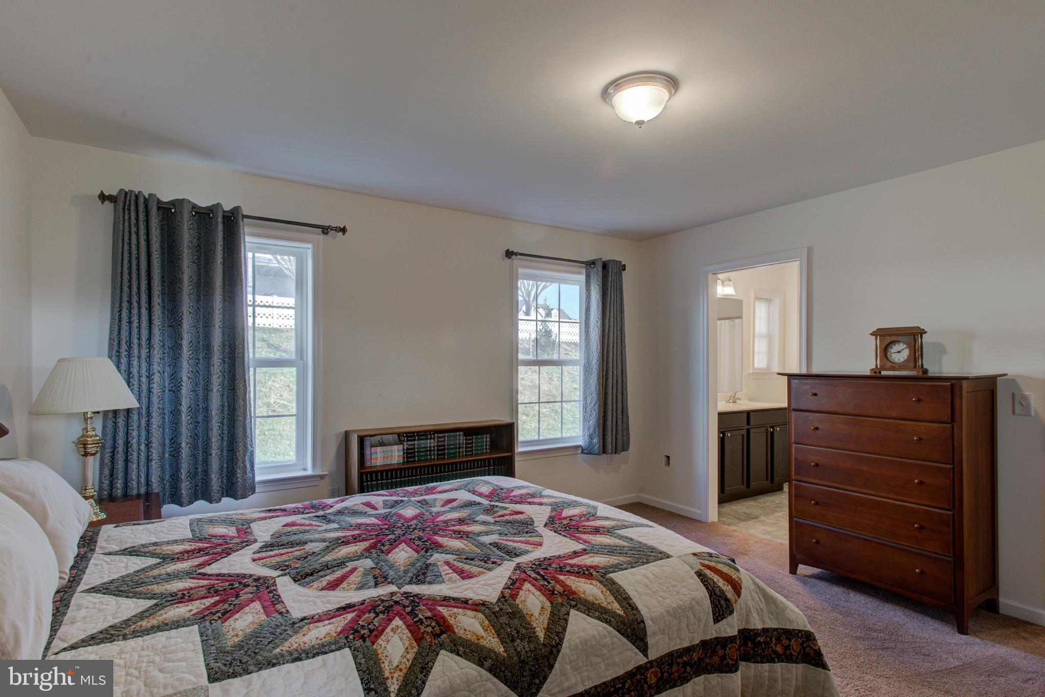 CEDAR HOLLOW - Residential