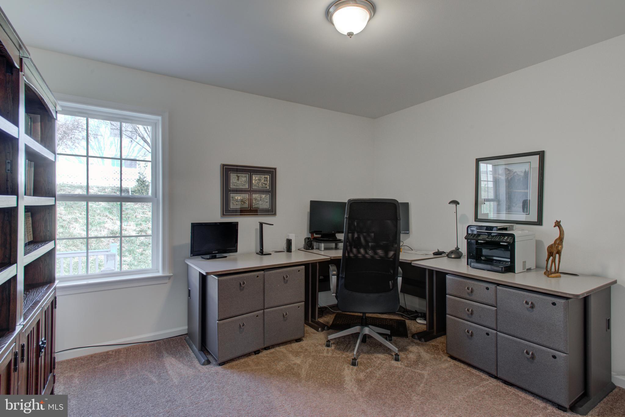 CEDAR HOLLOW - Residential