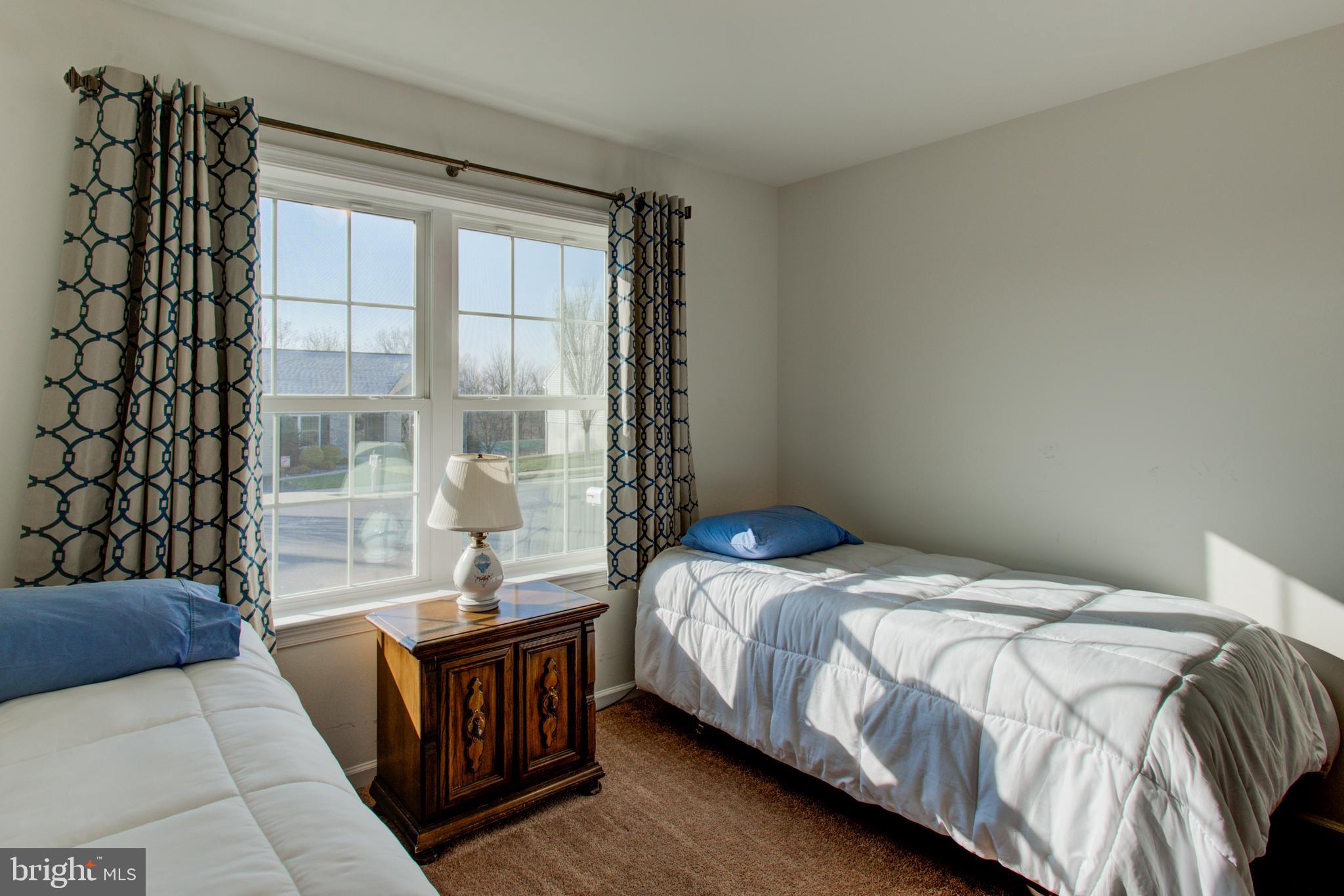 CEDAR HOLLOW - Residential